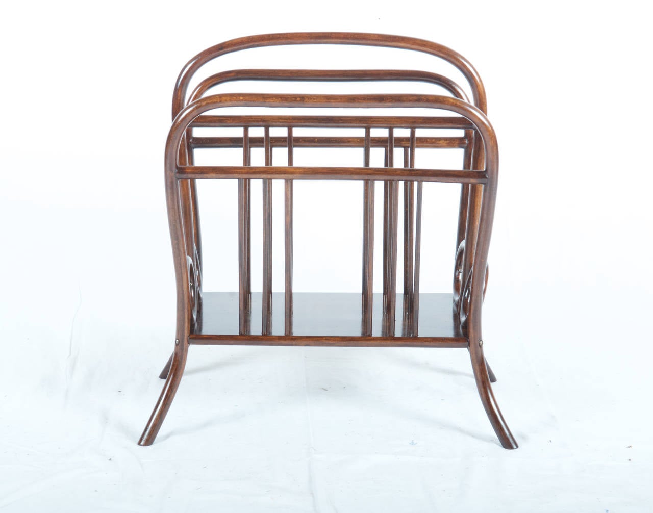 Vienna Secession Thonet Bentwood Music or Newspaper Rack, Catalogue Number 33