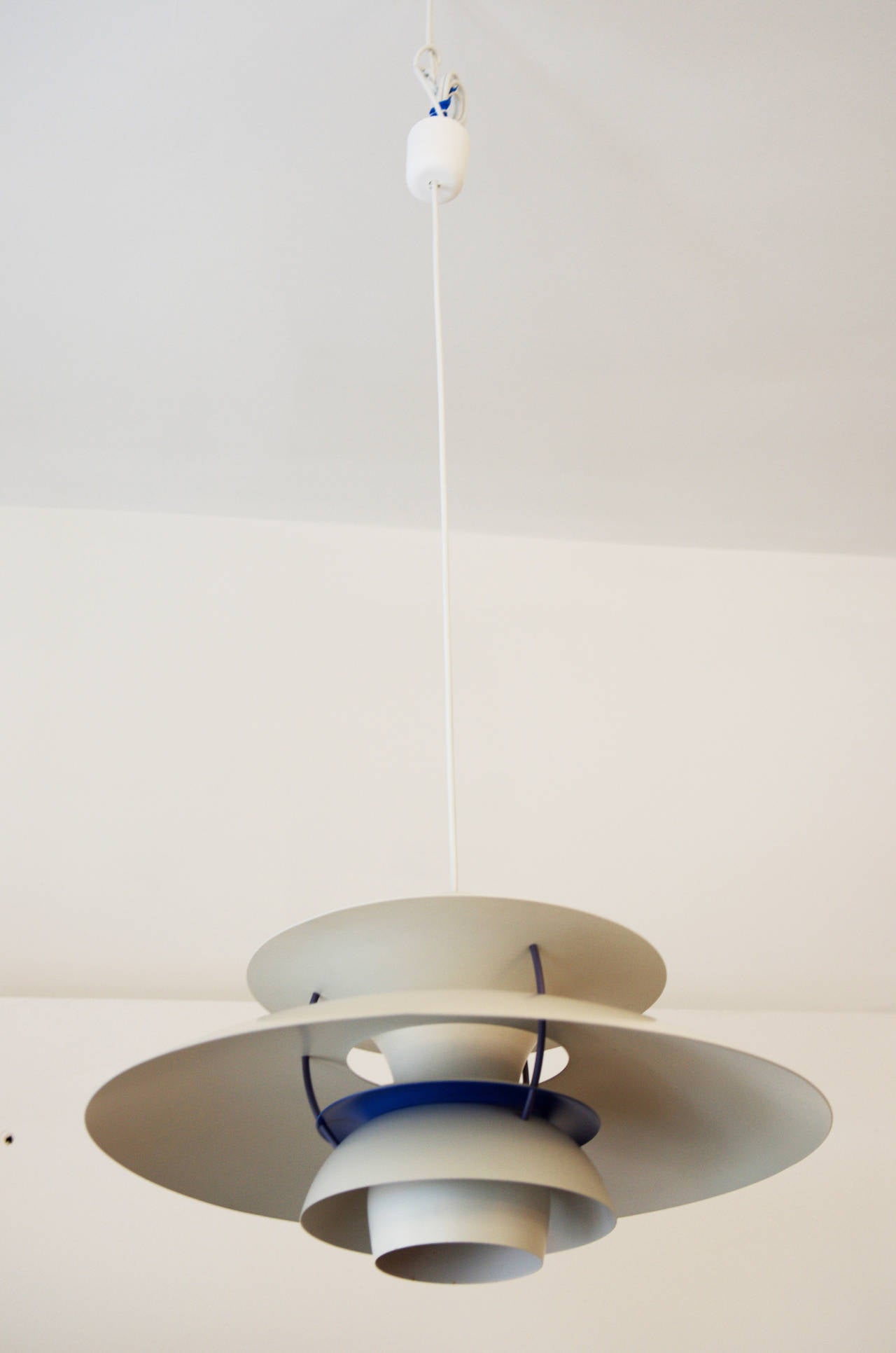Ciondolo Louis Poulsen PH5 In condizioni ottime in vendita a Vienna, AT