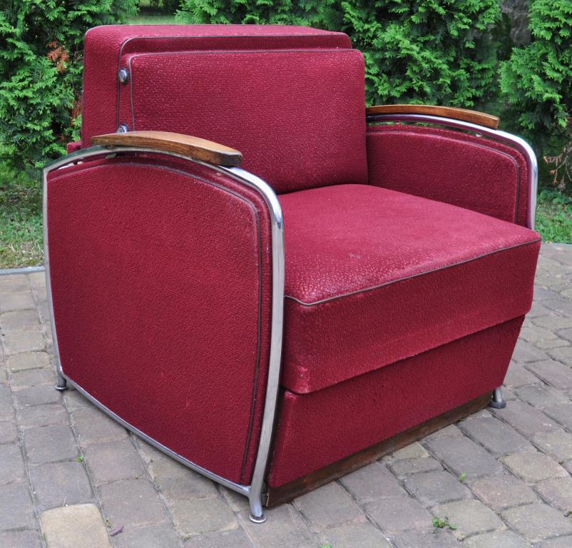 Larger Bed Armchair In Excellent Condition In Vienna, AT