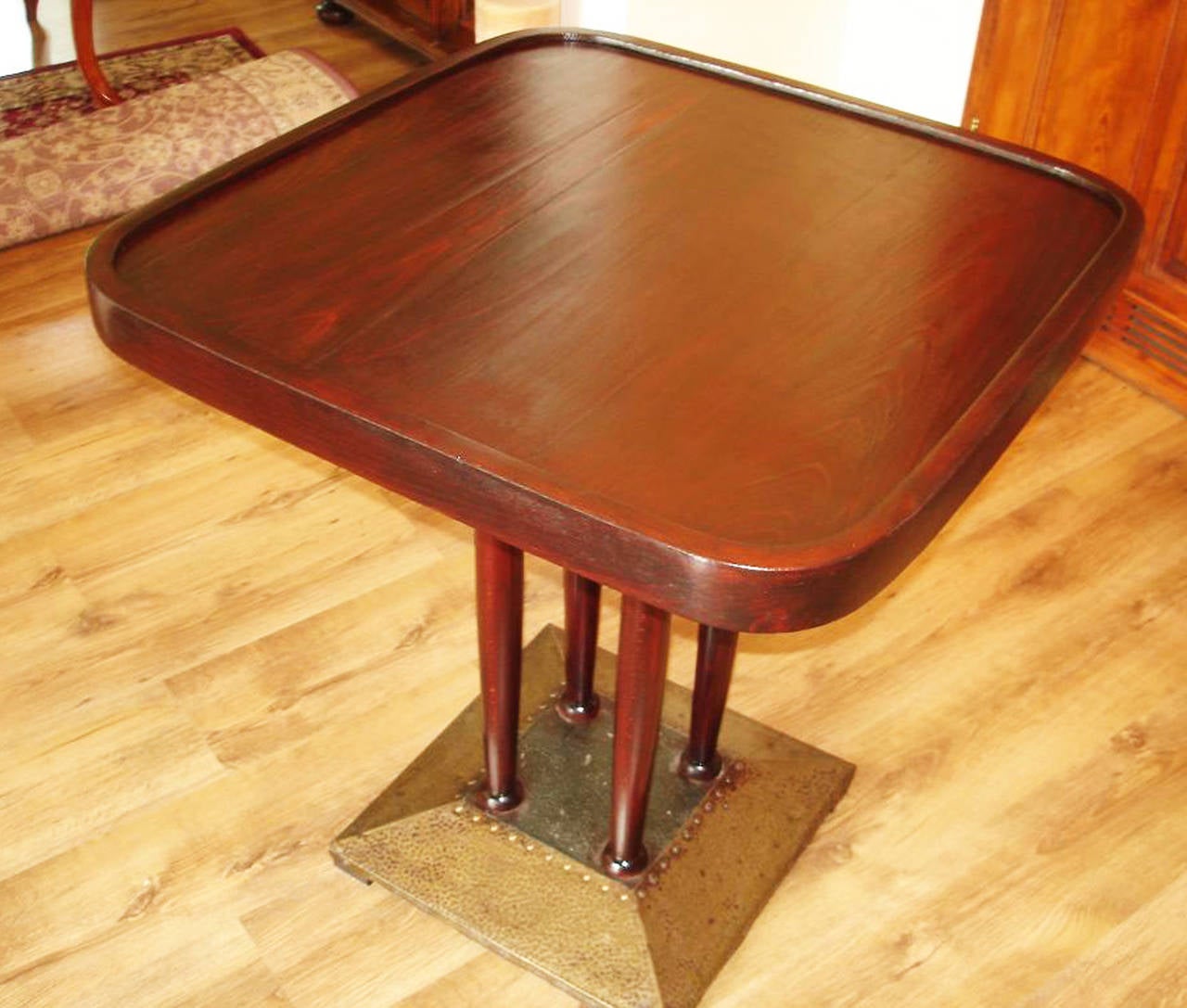 Thonet-Tisch Josef Hoffmann zugeschrieben