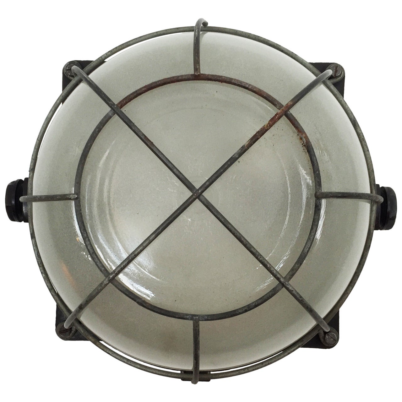 Lámpara industrial de baquelita de pared o techo de los años 40 en venta