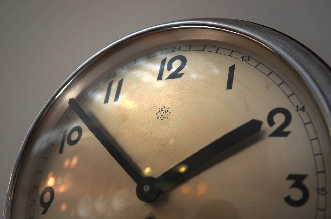 junghans clock identification