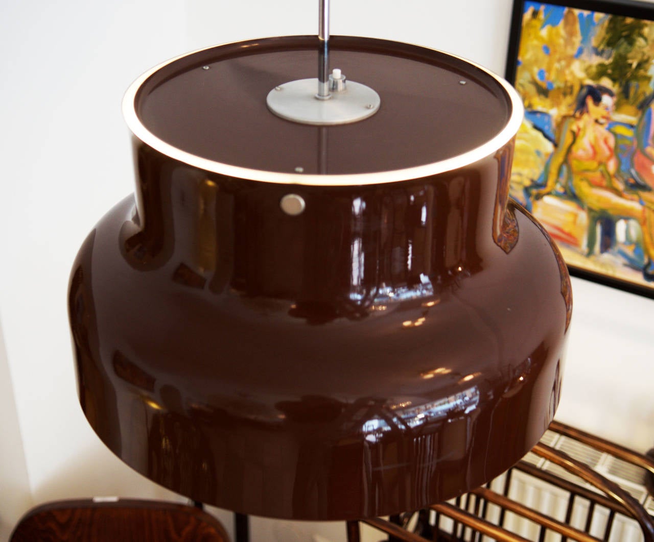 Beautifull "Bumling lamp" in brown designed in 1968. 
The lamp has a pressure switch can be either one or both shine annealing means. 
The diffuser also obtained the top Bumling generates an extremely uniform light.
Material:
laquered