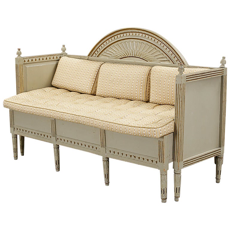 Gustavian Sofa or Daybed For Sale