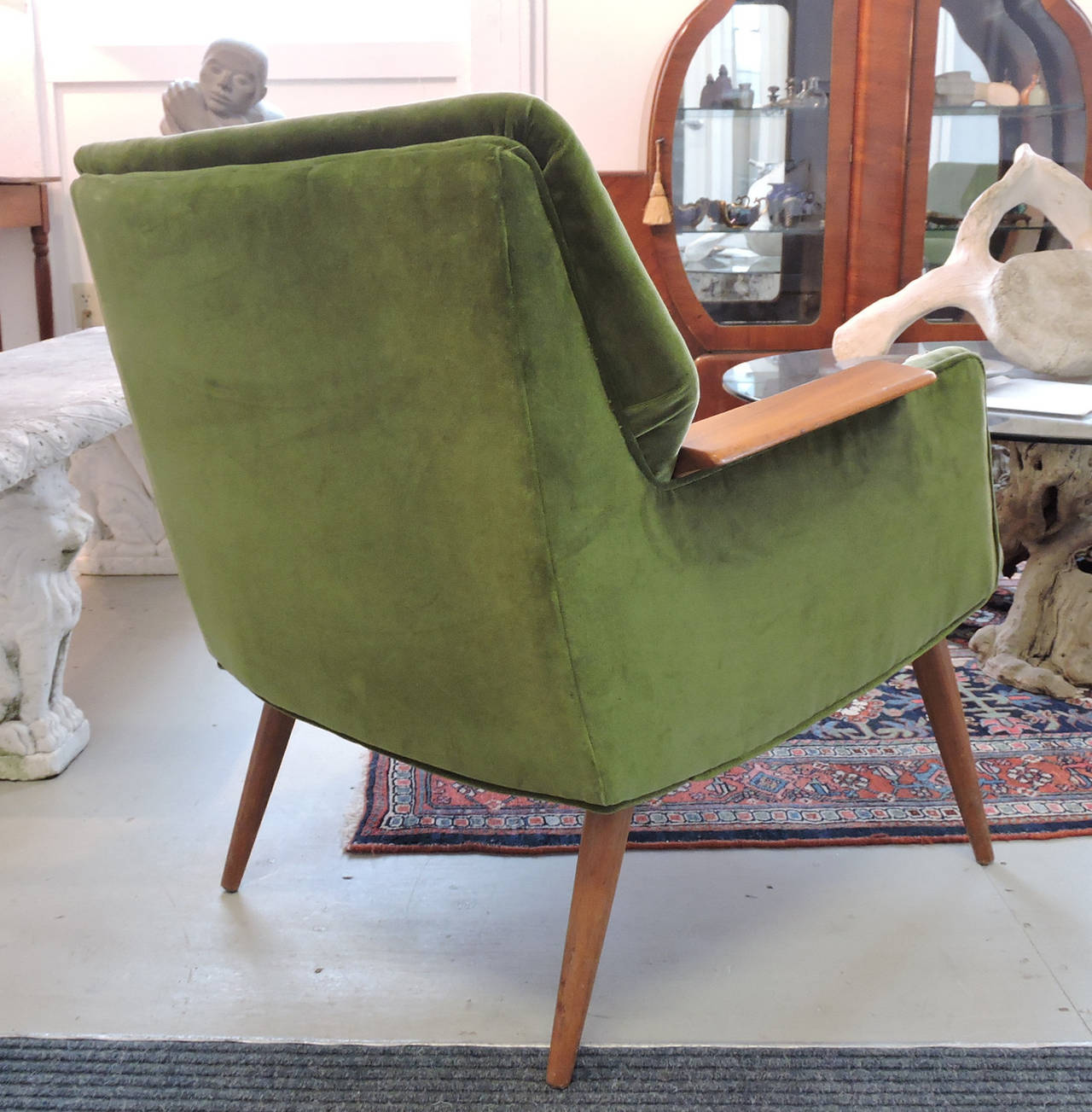 Pair of Mid-Century Modern Armchairs In Good Condition In Concord, MA