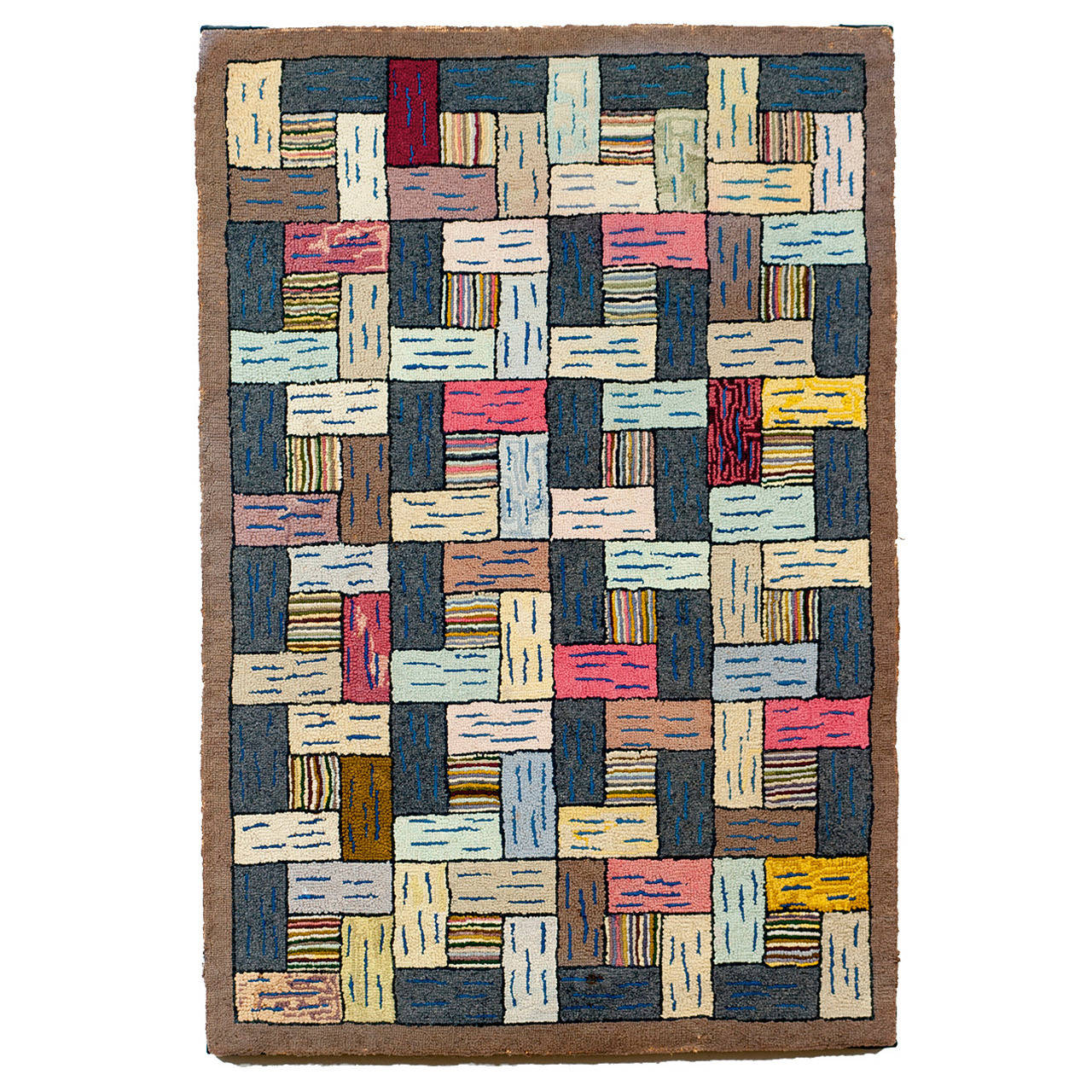 Mid-20th Century Geometric Pattern Hooked Rug For Sale
