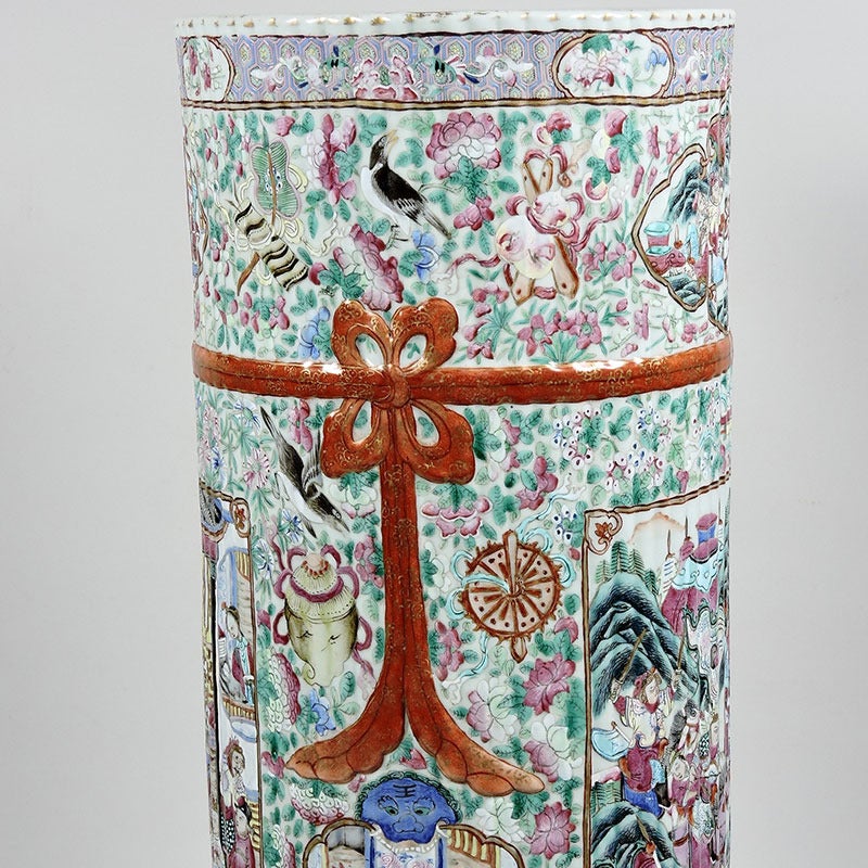 19th Century Chinese Export Porcelain Rose Mandarin Umbrella or Cane Stand 3
