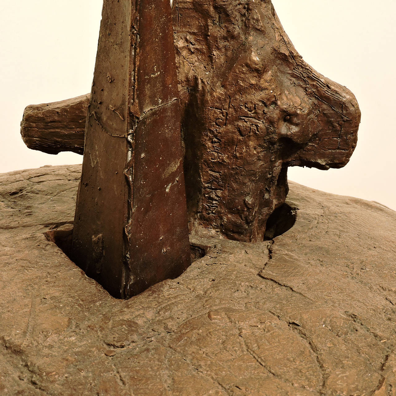 Igael Tumarkin (Israeli, b. 1933).
Untitled abstract sculpture.
Bronze, signed Tumarkin and numbered 5/5.
Dimensions: 17 x 18 inches.