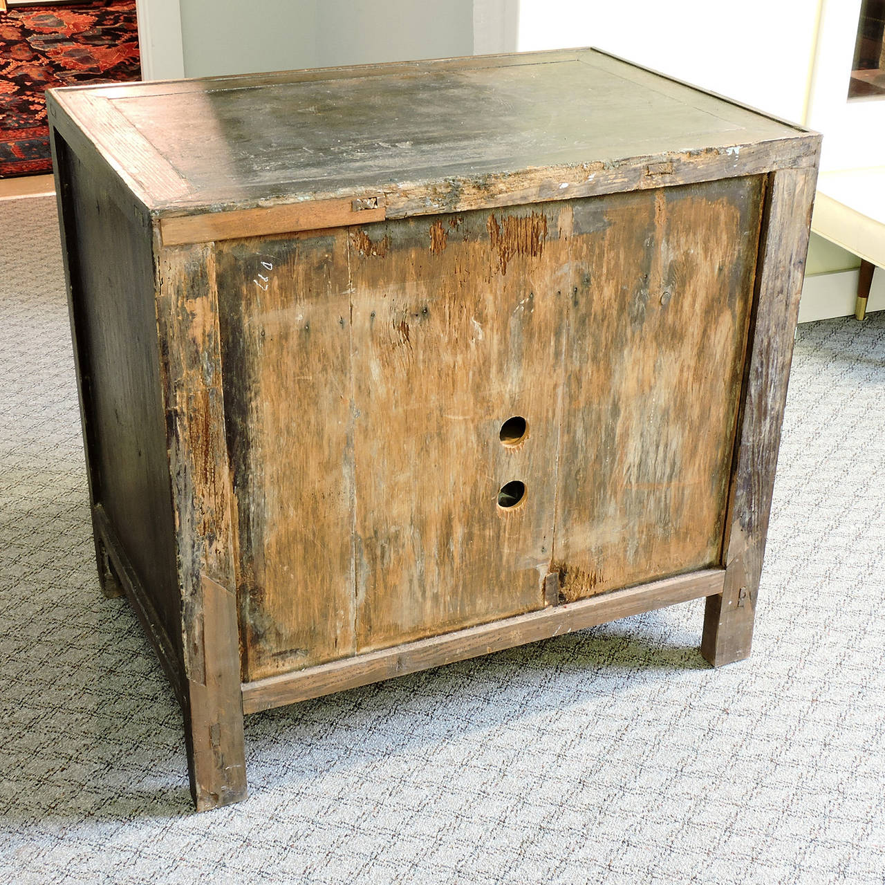 Chinese Elmwood Two-Drawer Chest, Early 19th Century In Good Condition For Sale In Concord, MA