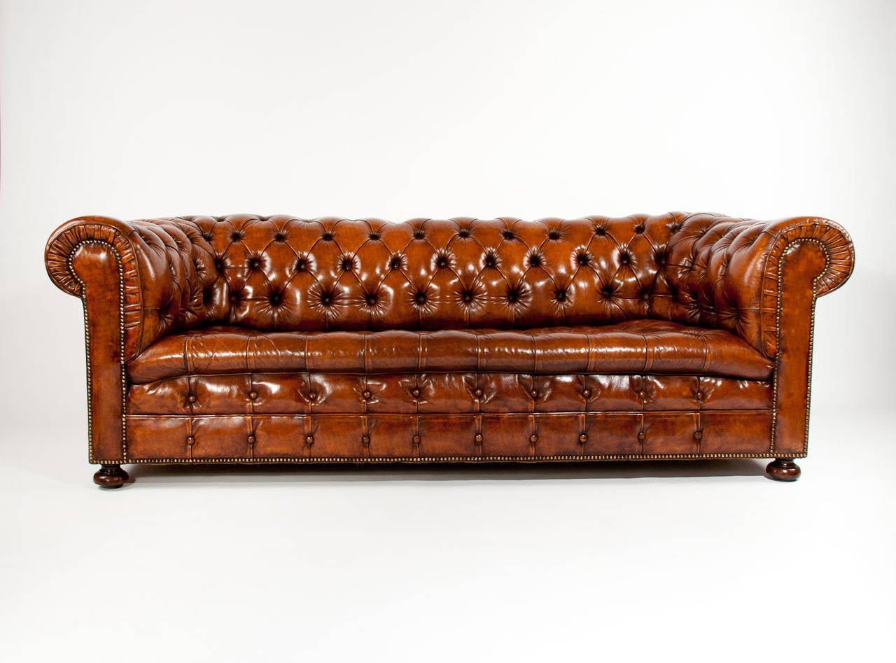 Quality Antique Leather Chesterfield Sofa 3