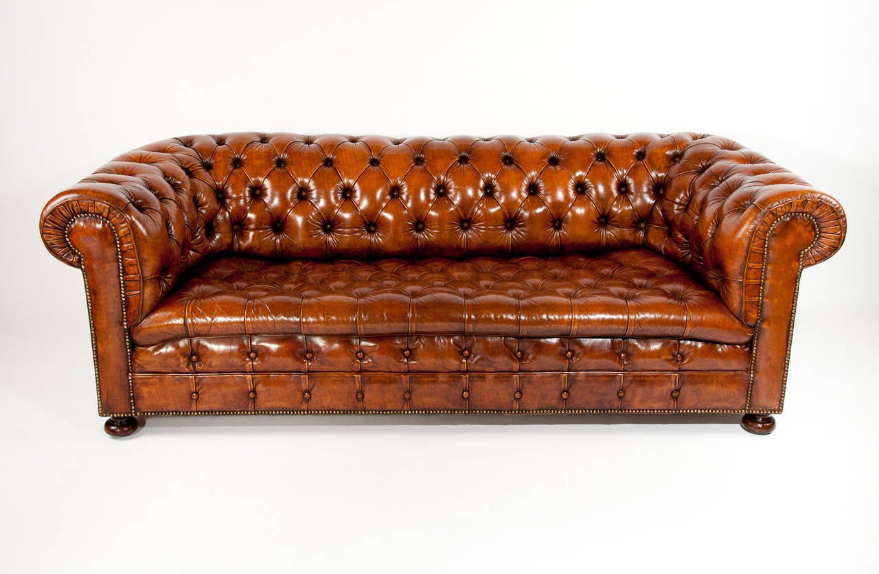 Quality Antique Leather Chesterfield Sofa 2