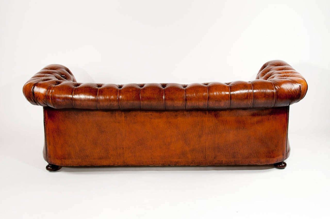 Quality Antique Leather Chesterfield Sofa 5