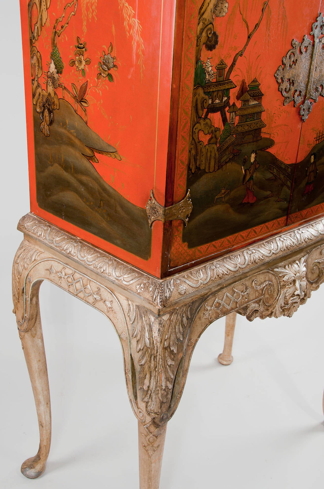 Lacquered 1920s Chinoiserie Cocktail Cabinet