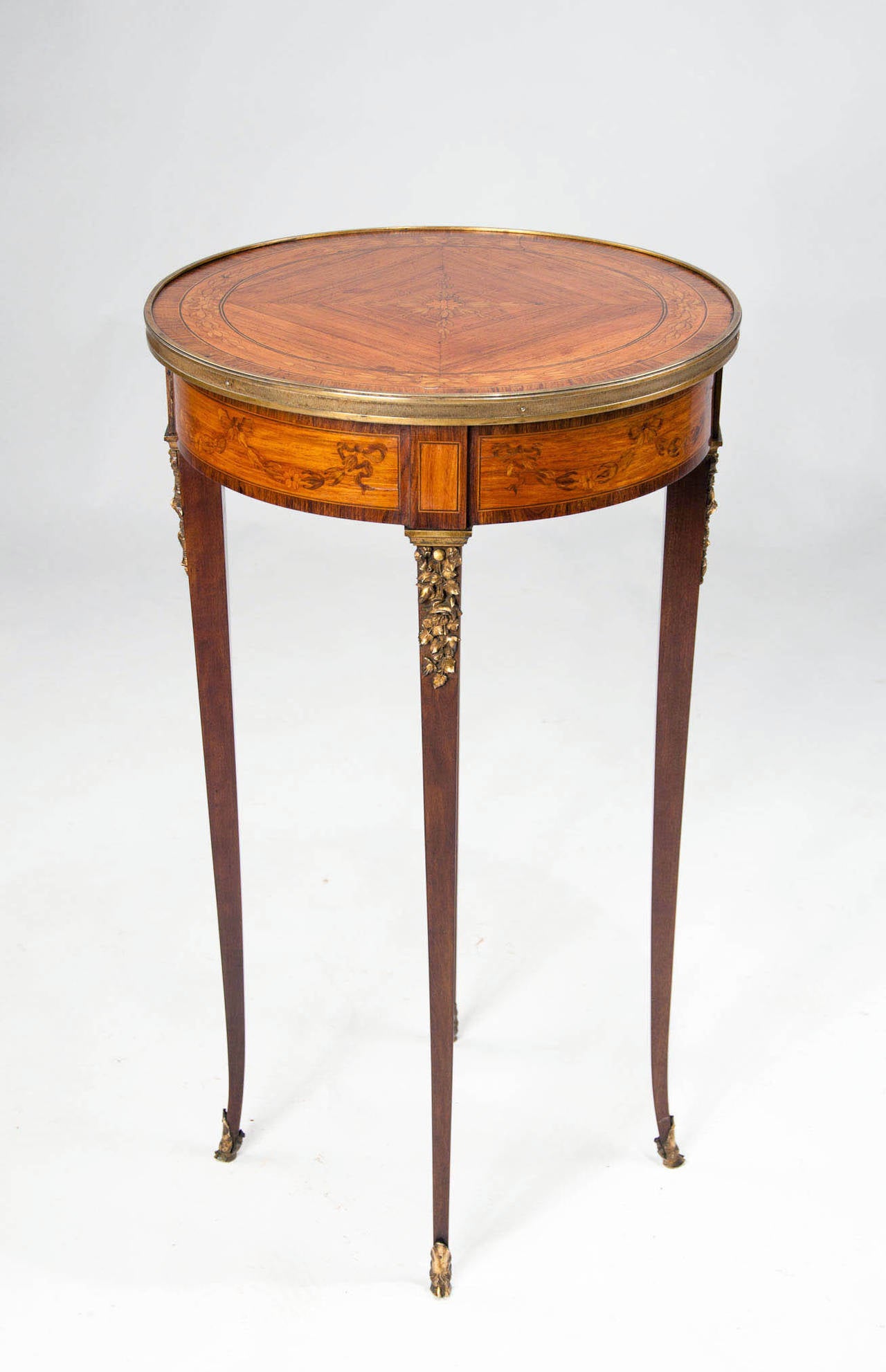 Fine French Inlaid Occasional Table In Excellent Condition In Benington, Herts