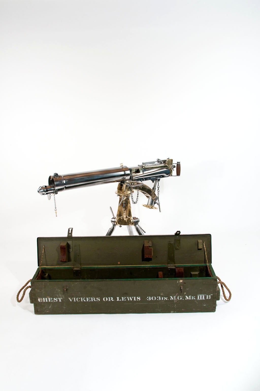 Metal Polished Vickers Machine Gun on Tripod