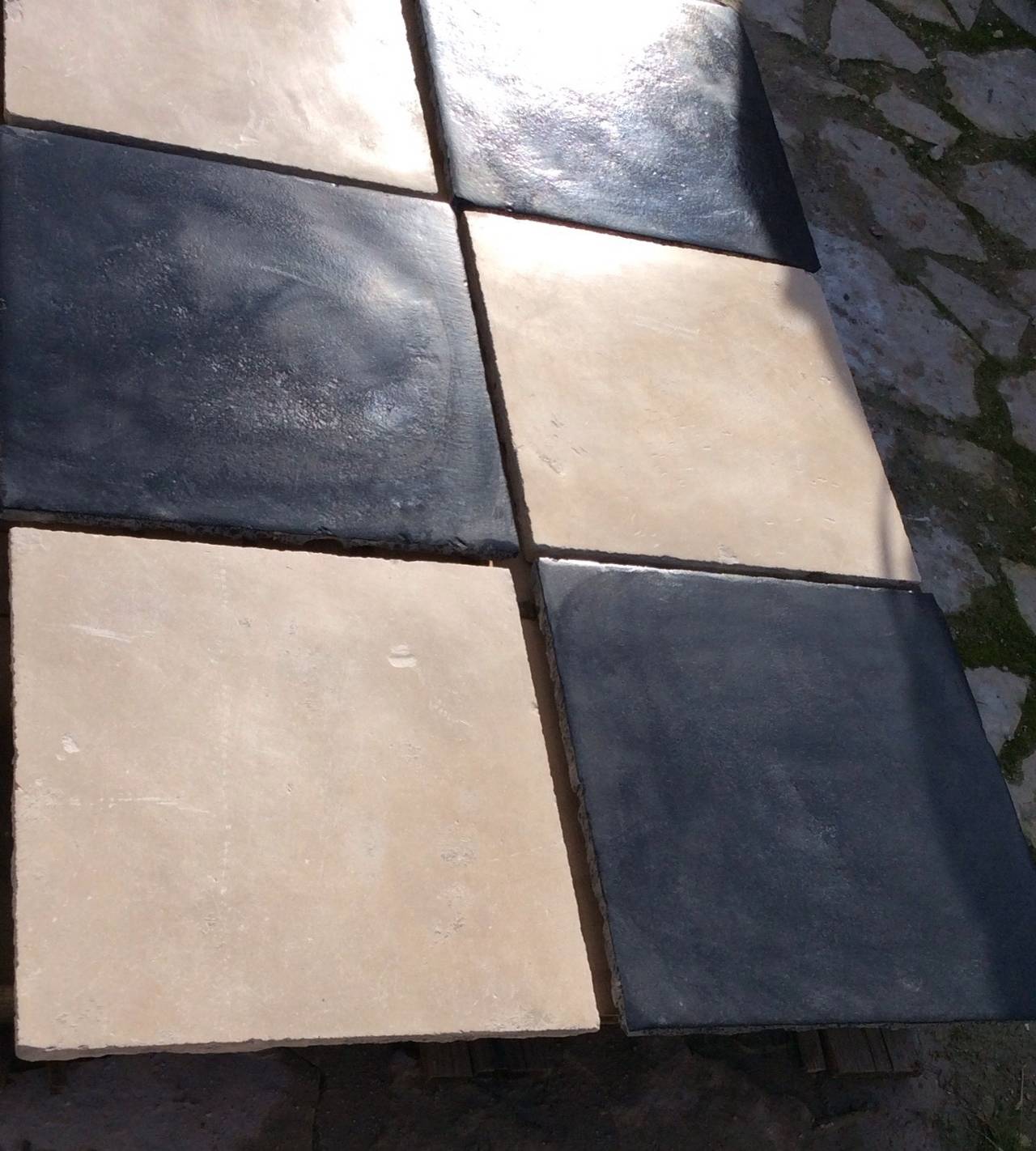 Louis XVI Reclaimed Limestone flooring Black & White CASTLE For Sale