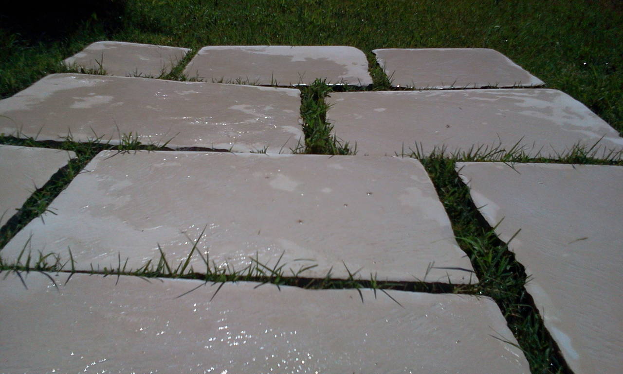 French Antique Floors Opus ( Dalles De Bourgogne ) Limestone, 17th-18th Century In Good Condition In Forte Dei Marmi, IT