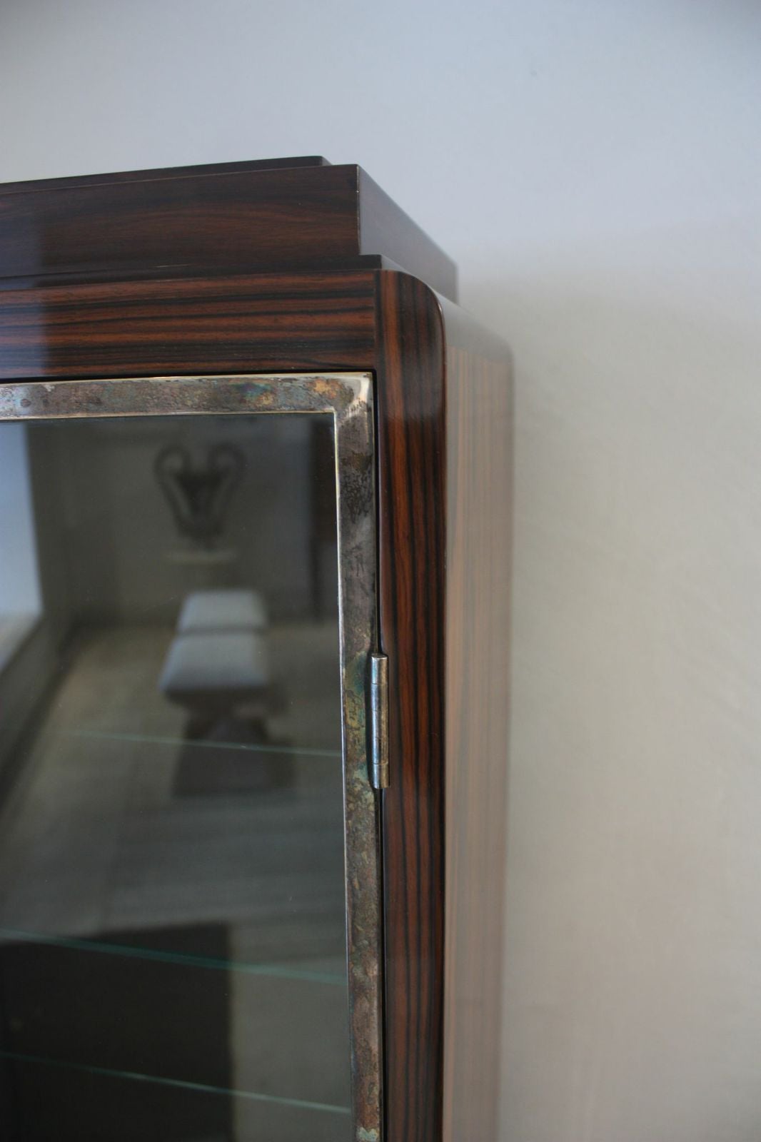 Veneer French Art Deco Style Calamander Vitrine Cabinet For Sale