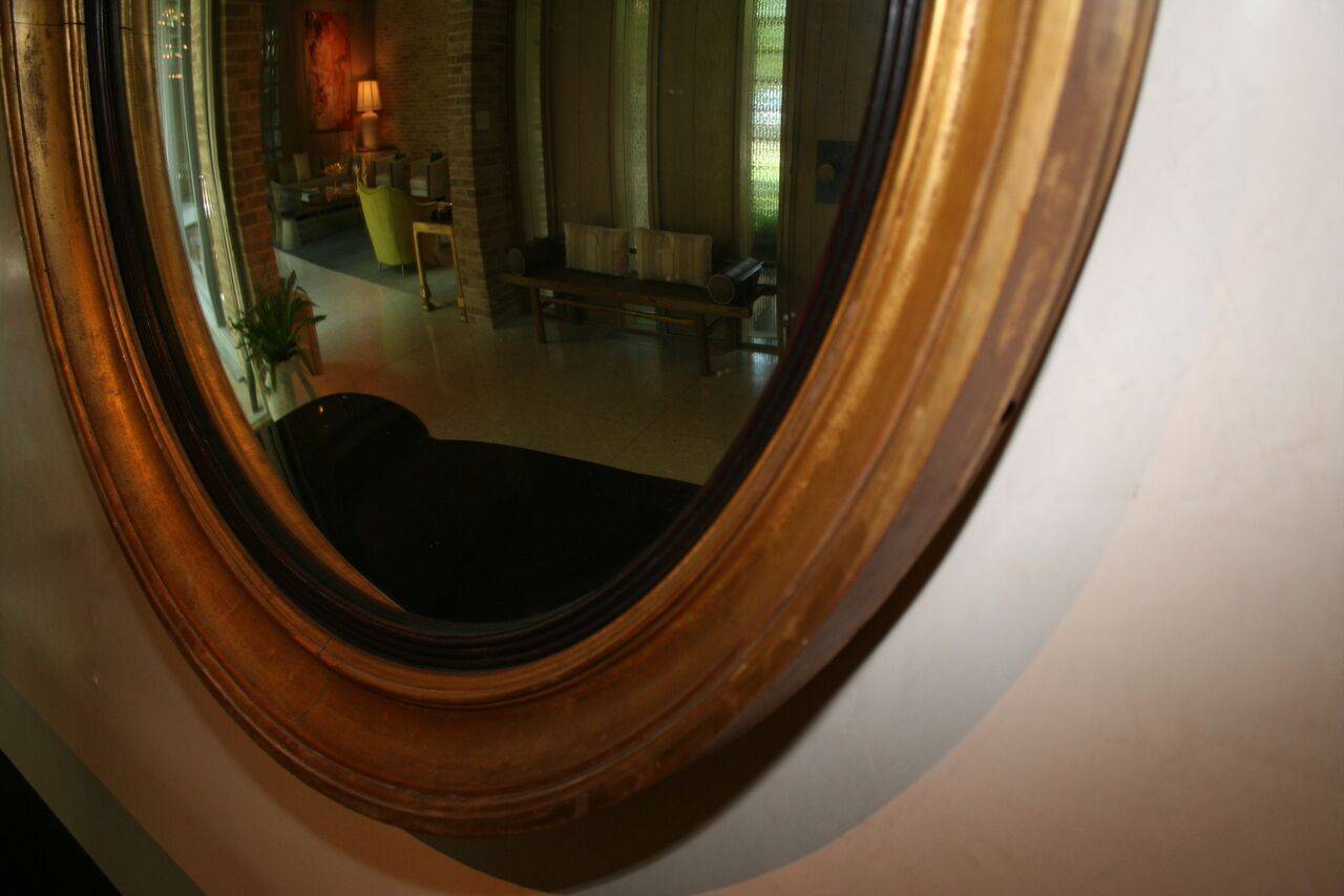 19th Century Regency Giltwood Convex Mirror In Good Condition In Dallas, TX