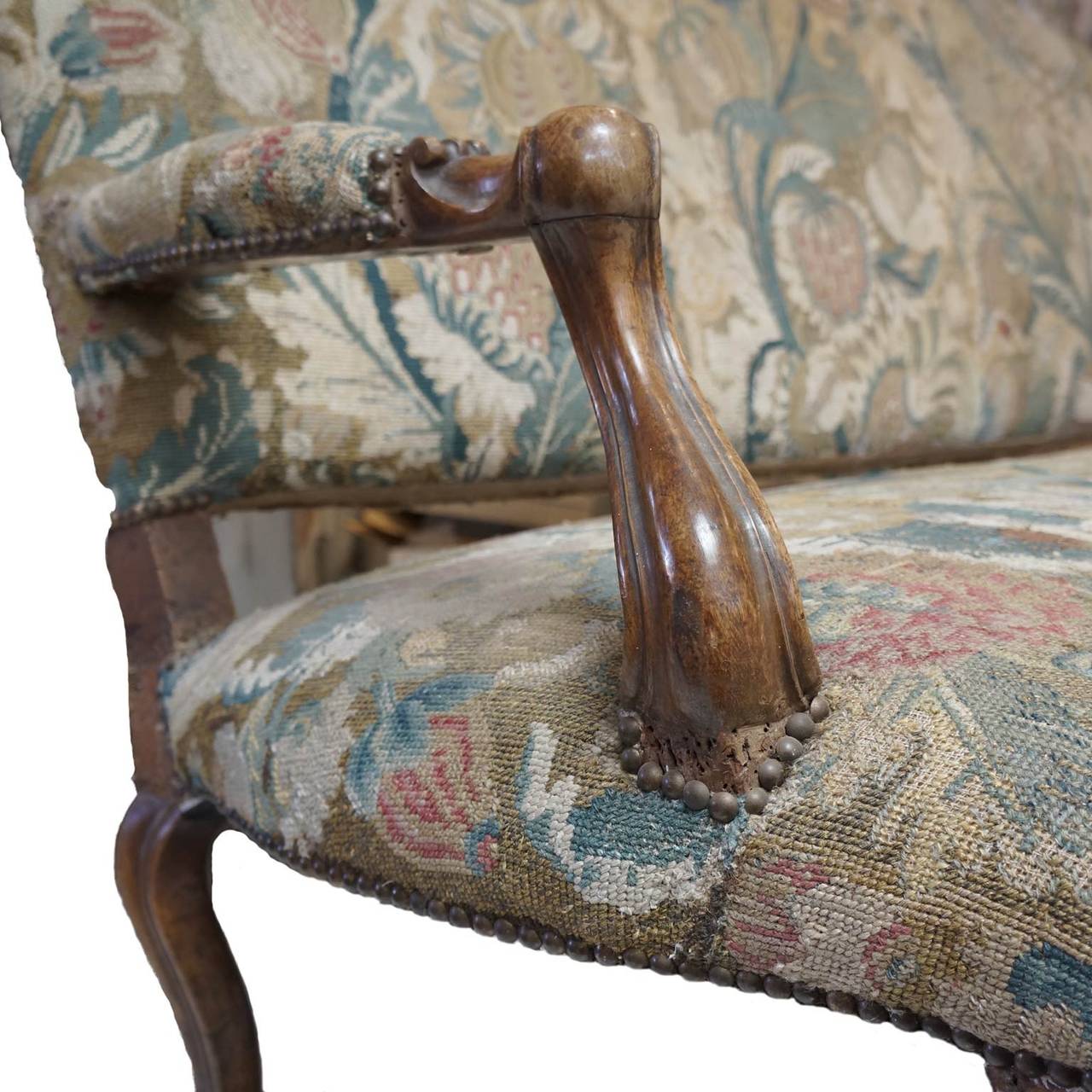 Louis XV 18th Century Italian Sofa with Walnut Frame and Antique Tapestry Upholstery For Sale