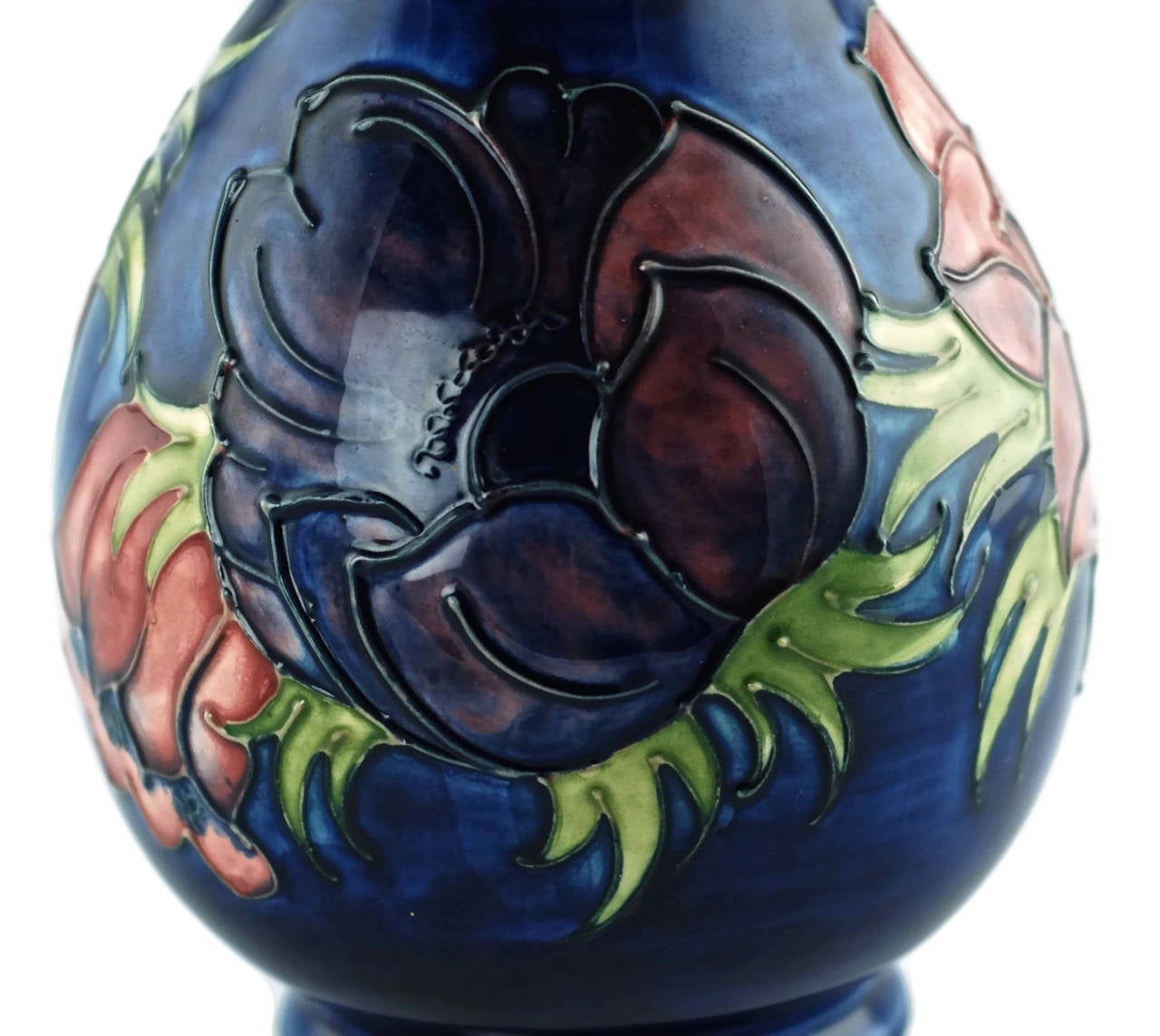 Art Nouveau Walter Moorcroft Art Pottery 'Anemone' Vase