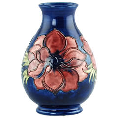 Vintage Walter Moorcroft Art Pottery 'Anemone' Vase
