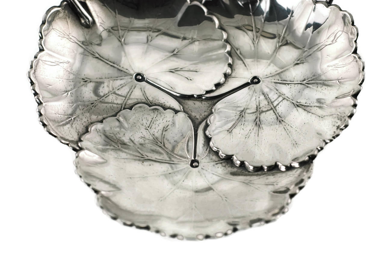 Mid-20th Century Reed and Barton Sterling Silver Two-Part Lily Pad Dish with Intertwined Handle