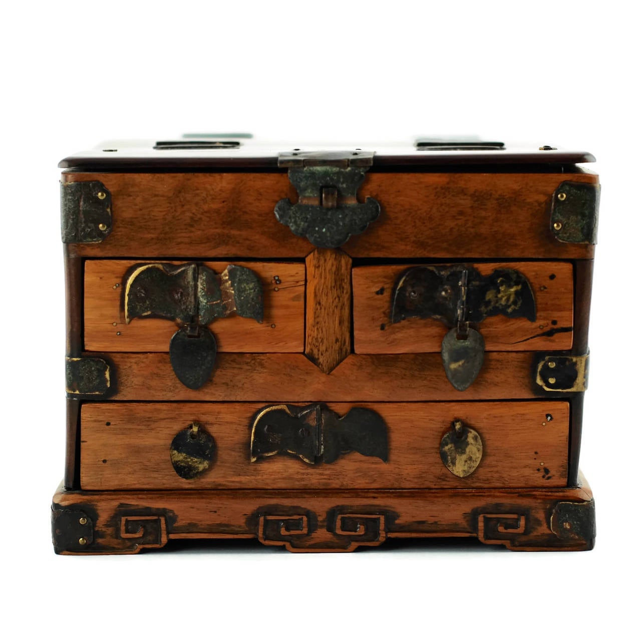 19th Century Chinese Huanghuali Mirrored Jewelry Chest For Sale 5