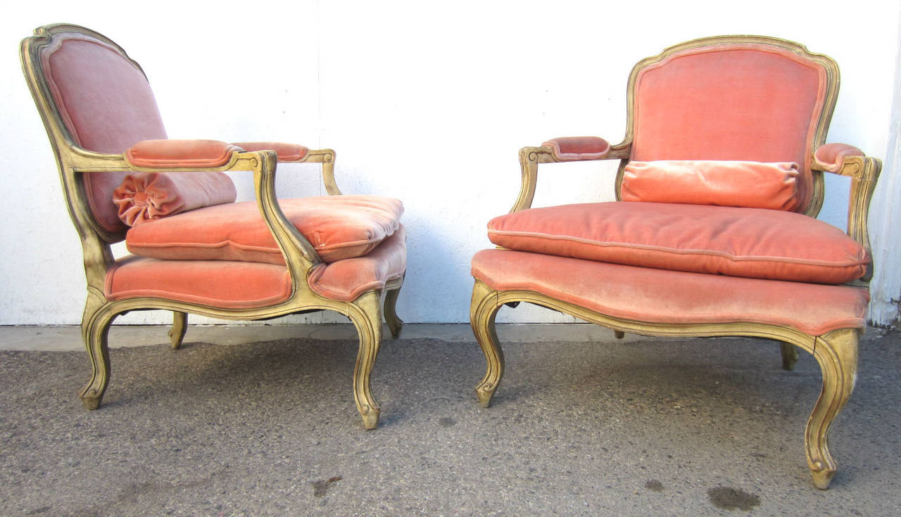 A signed pair of Phyllis Morris originals Louis XV style bergerie lounge chairs
circa 1960s
Completely original and both signed with label.
Low and wide lounge chairs.