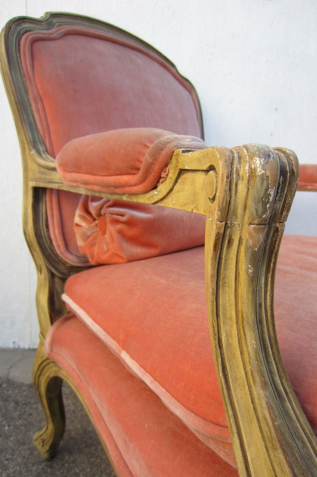 Phyllis Morris Designed Louis XV Bergere Chairs in Pink Velvet 1