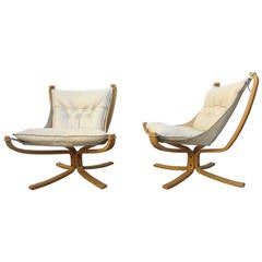 Pair of Sigurd Resell Falcon Chairs in Beachwood with Ivory Leather Pair of Sigurd Resell Falcon Chairs in Beachwood with Ivory Leather