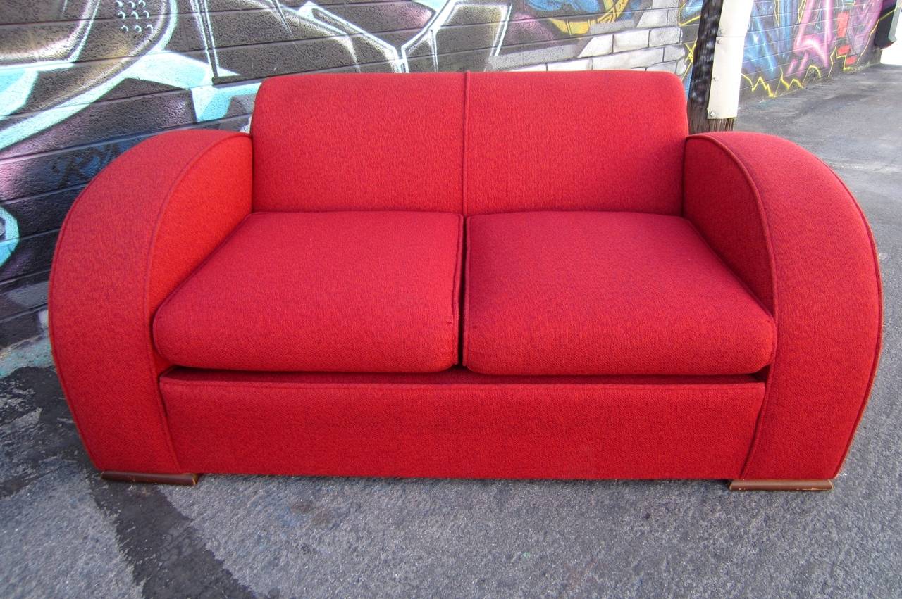 1940's Art Deco Club Loveseat Settee Sofa  In Good Condition In Las Vegas, NV