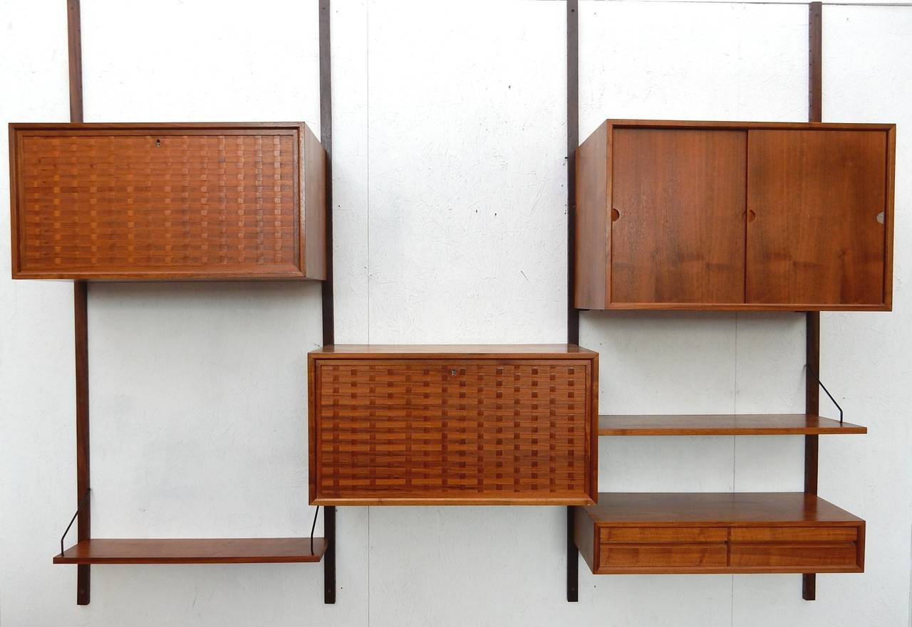 Mid-Century Modern Poul Cadovius Cado Wall Unit Cabinet Shelf System In Excellent Condition In Las Vegas, NV