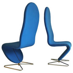 Pair of 1-2-3 System Blue Chairs by Verner Panton