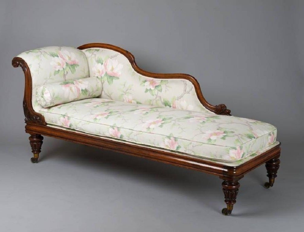 A beautiful late Regency rosewood chaise longue, completely reupholstered using Zoffany's Woodville fabric