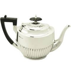 Antike Edwardianische Sterling Silber Teekanne:: Queen Anne Stil