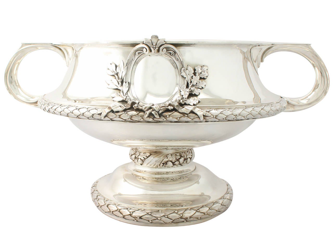 Pair of Sterling Silver Bowls/Centerpieces Antique V For Sale