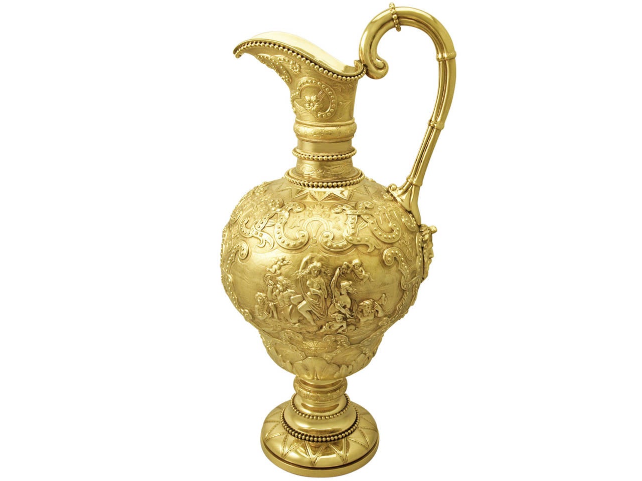A magnificent and important, fine and impressive large antique George V English 9 carat yellow gold claret jug; an addition to the diverse wine and drink related collection.

This impressive antique early George V English 9ct yellow gold jug has a