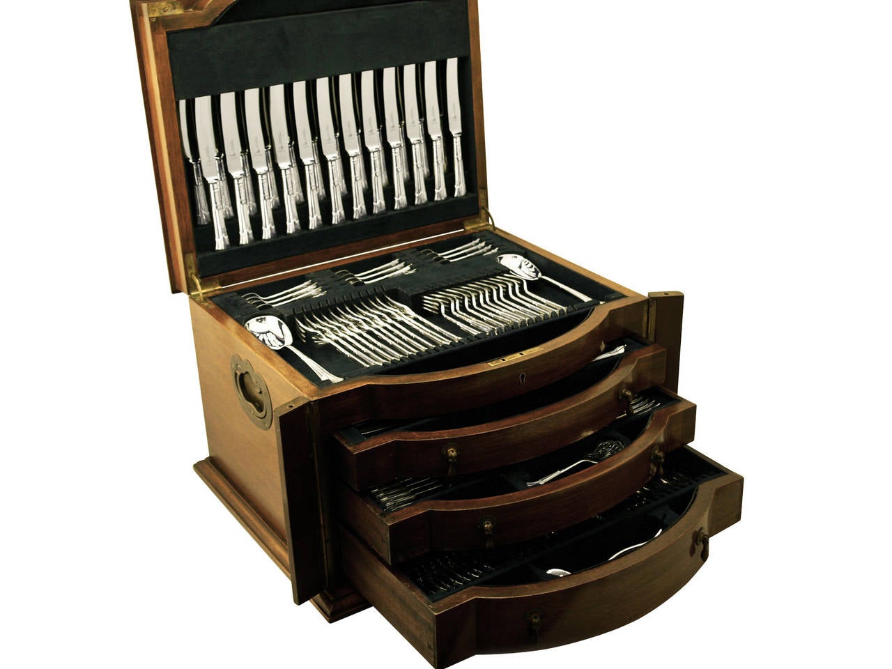 A magnificent, fine and comprehensive antique English sterling silver Albany pattern flatware service for twelve persons - boxed; an addition to our canteen of cutlery collection.

The pieces of this magnificent, antique sterling silver flatware