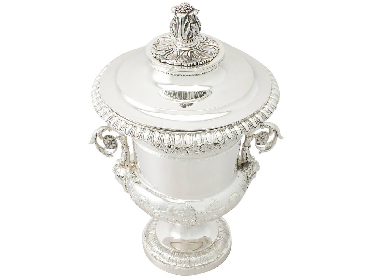 Sterling Silver Presentation Cup and Cover/Wine Cooler - Antique George IV