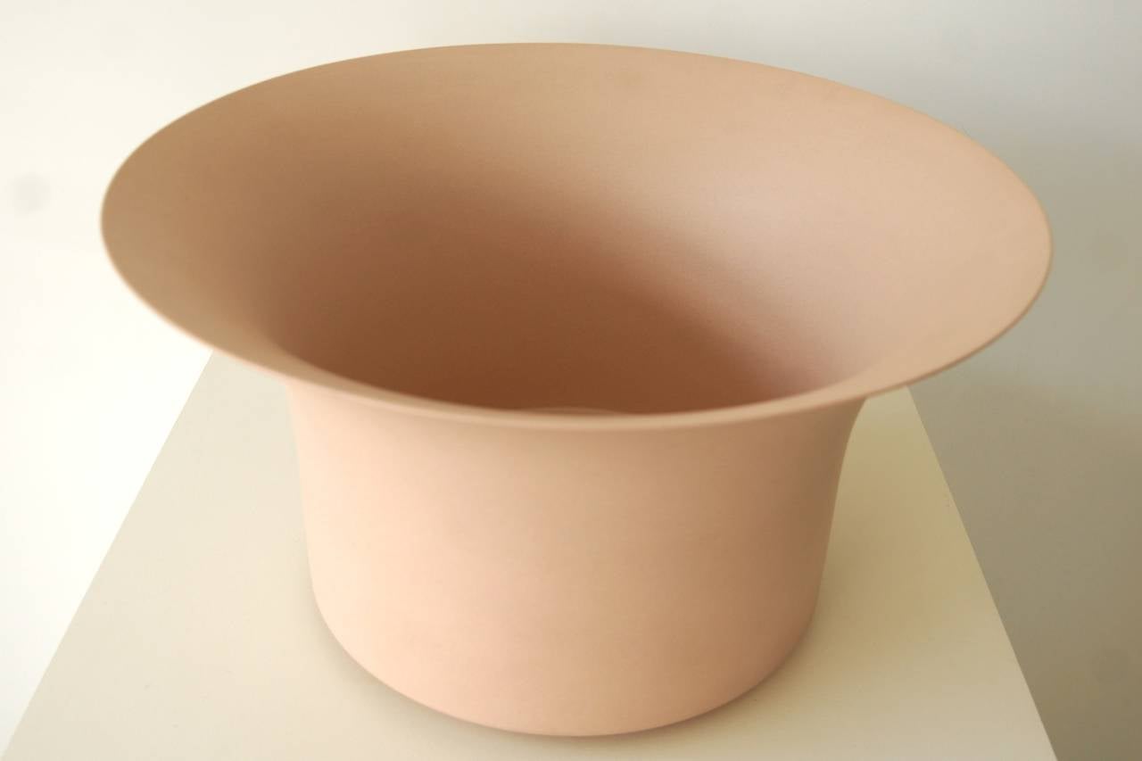 Big Glazed Stoneware Bowl in Pink Engobe, Unicum by Geert Lap In Excellent Condition In Amsterdam, NL