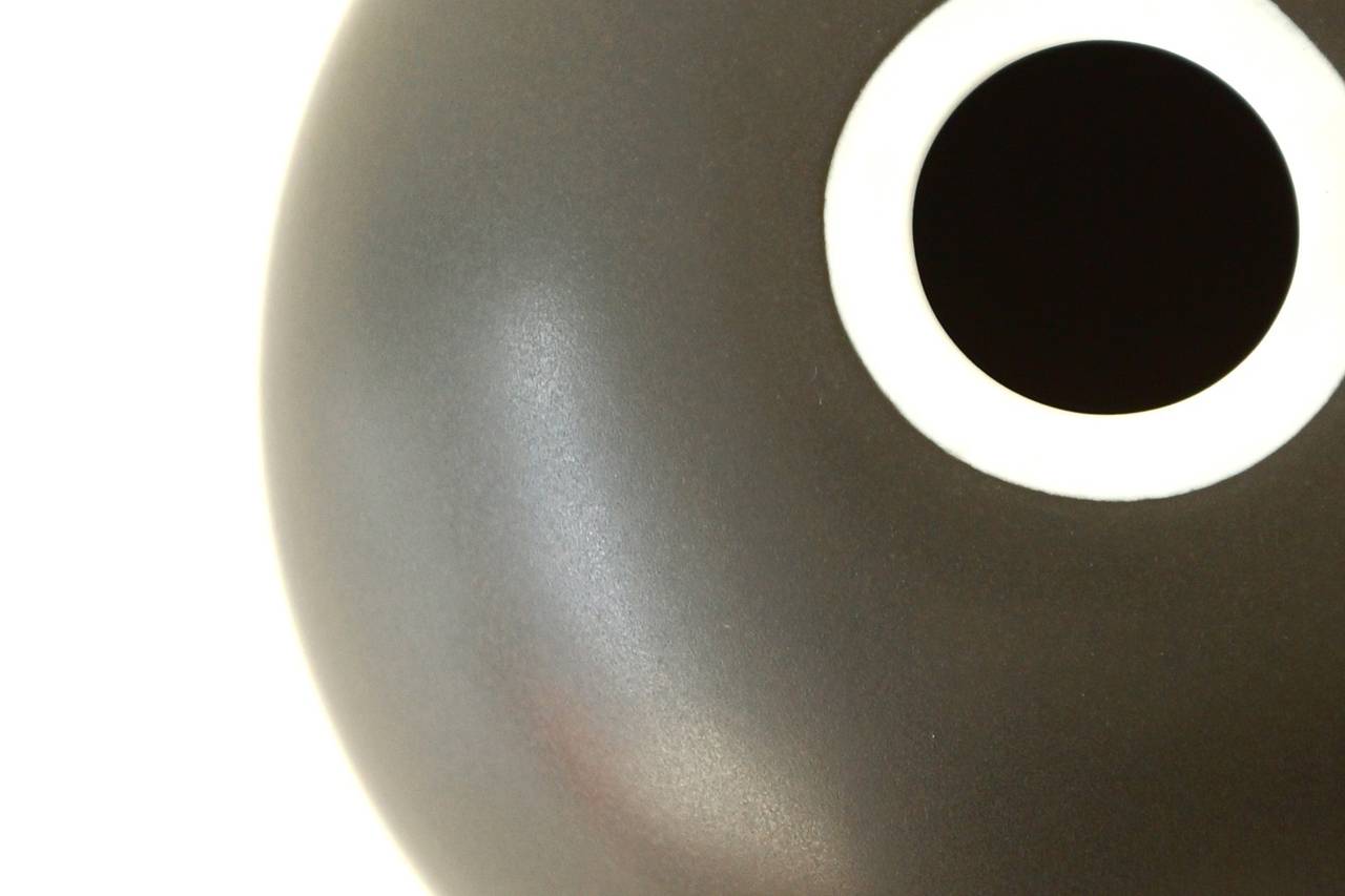 Minimalist Vase, Spherical Thrown Form, Porcelain, Black Glaze, 1981, Unicum, Geert Lap For Sale