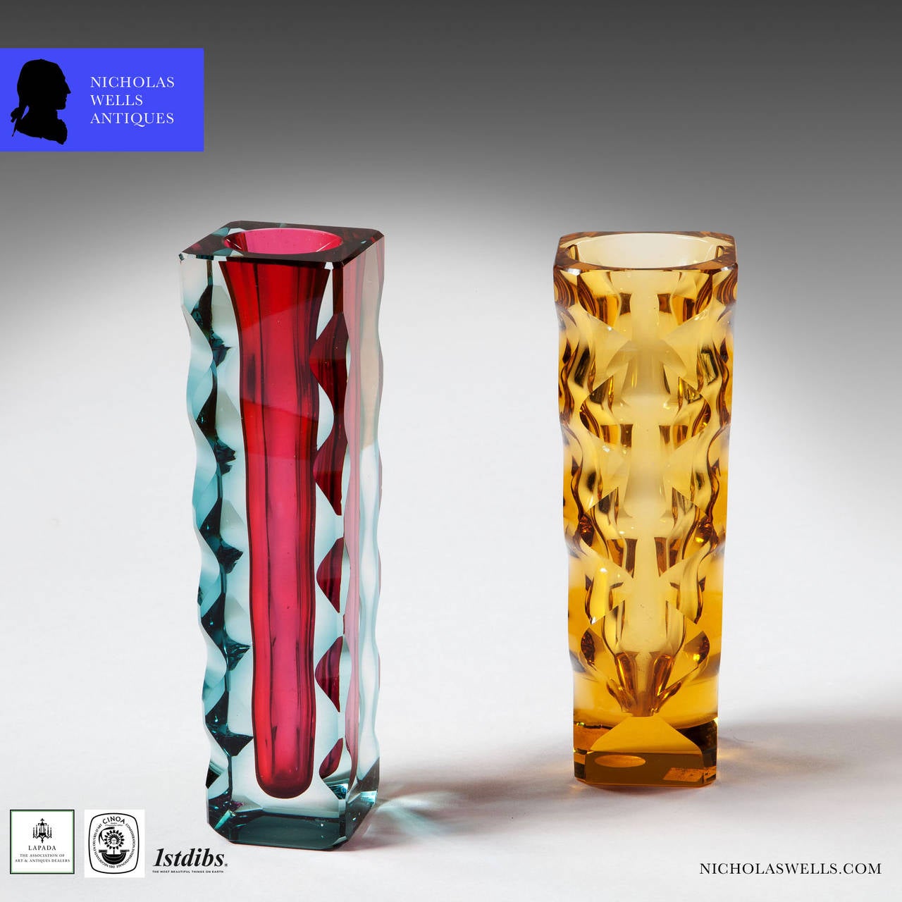 Bohème Collection de vases en verre tchécoslovaque en vente
