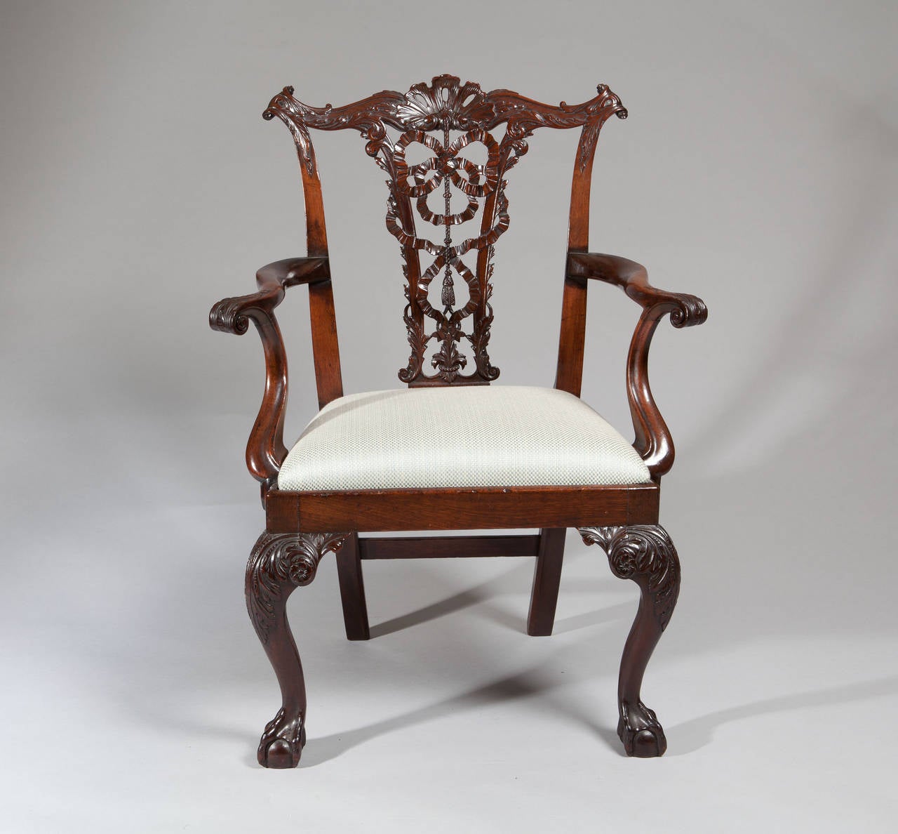 British Fine Pair of Chippendale Mahogany Dining Chairs