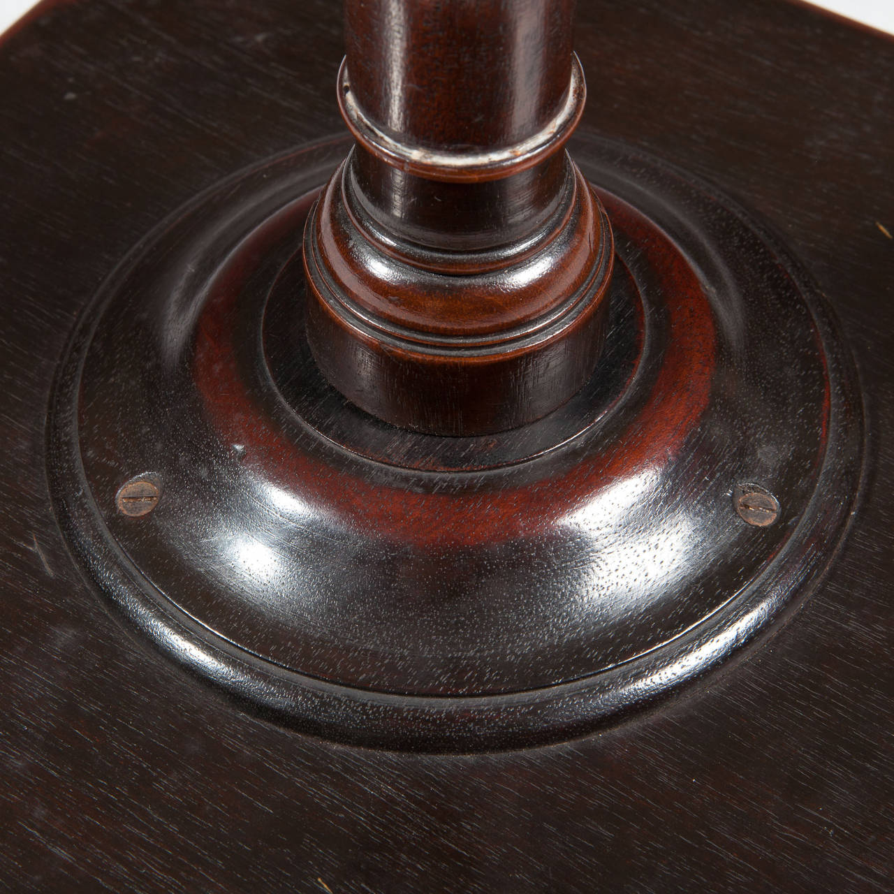 Fine Chippendale Tripod Urn Stand or Table 4