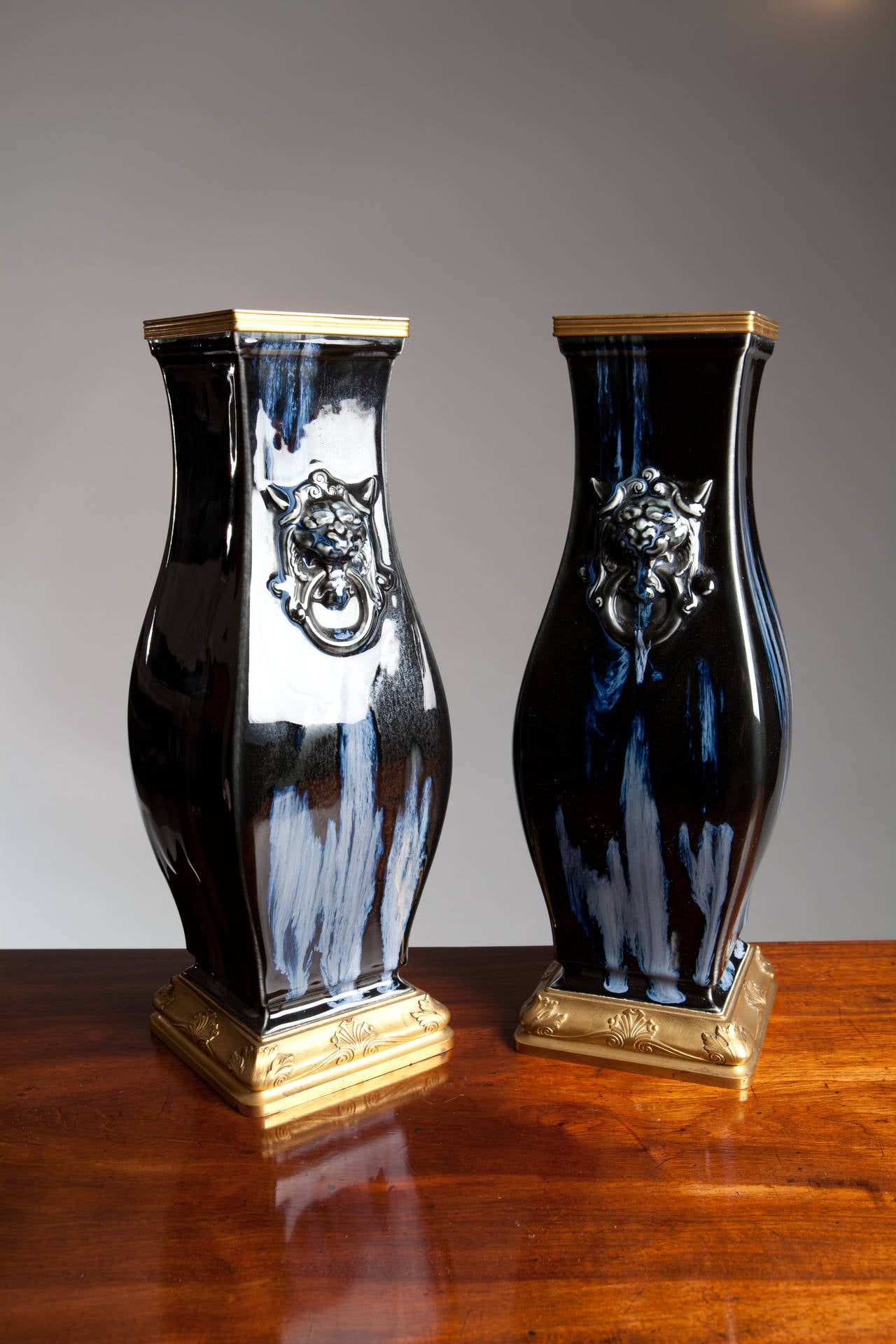 Pair of 19th Century Porcelain Vases with Gilt Bases - Escalier de Cristal