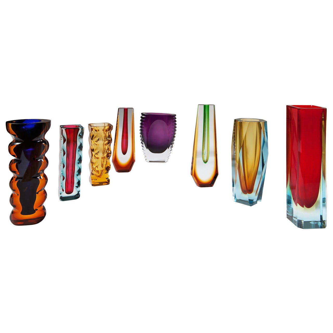 Collection de vases en verre tchécoslovaque