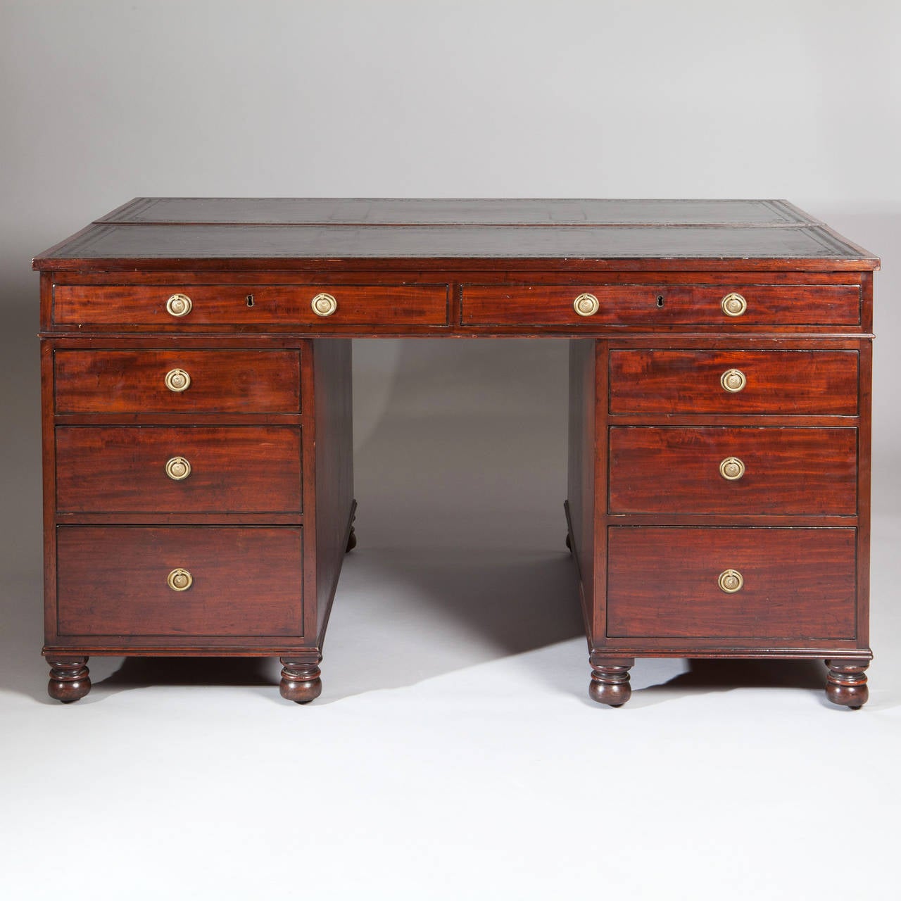 18th Century Pedestal Architect's or Library Desk In Excellent Condition In London, by appointment only