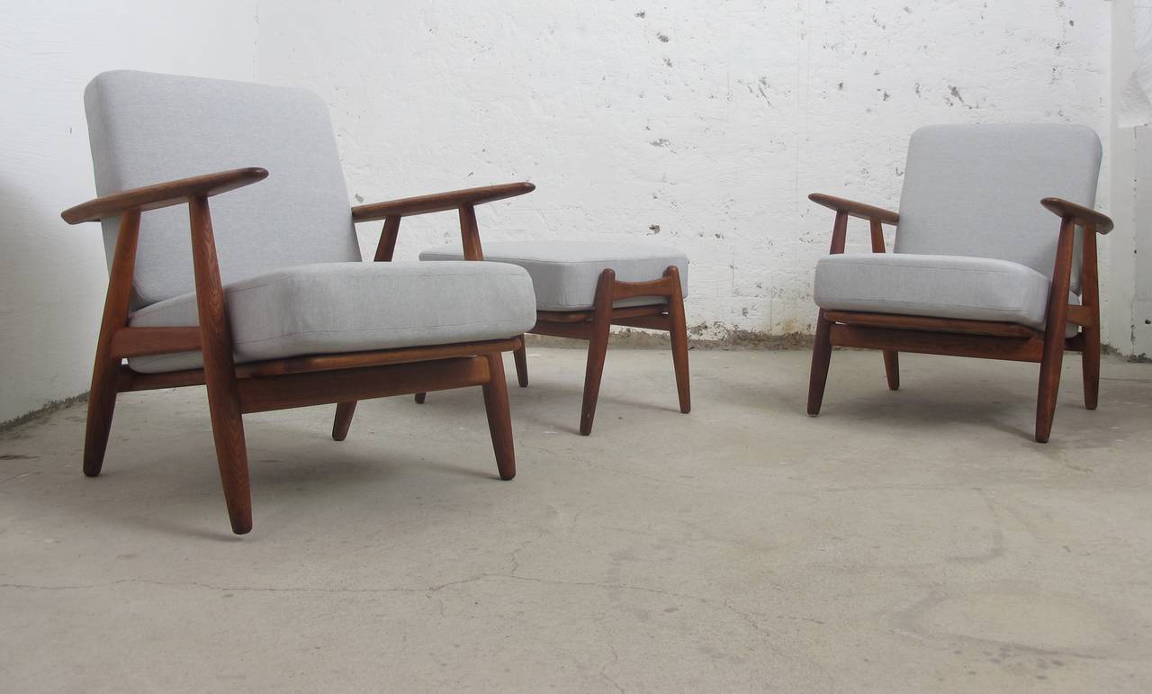 Mid-20th Century Pair of GE-240 Lounge Chairs with Ottoman by Hans J. Wegner for GETAMA