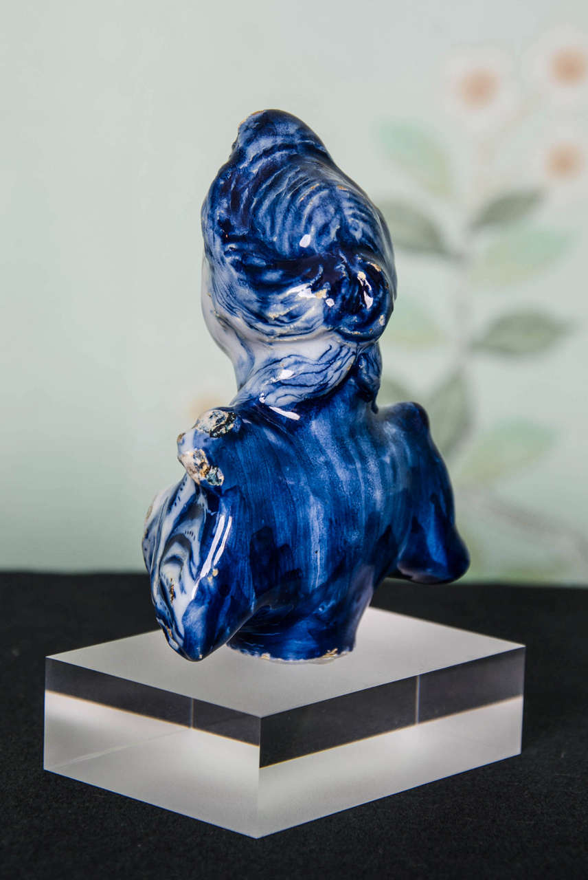 Dutch Delft Portrait Bust of Lady, Possibly Mary Stuart, Late 17th Century 3